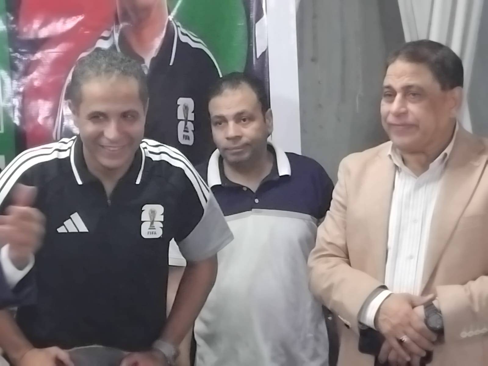 تكريم الحكم الدولي «محمود عاشور» بمسقط رأسه في المنيا