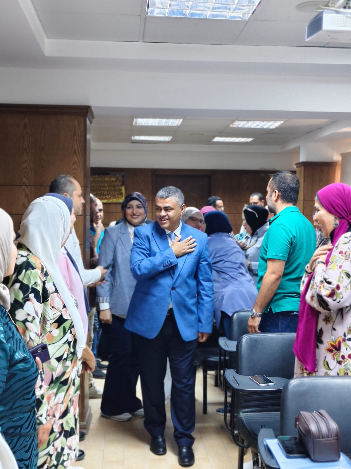  صحة المنيا  تودع الدكتور محمود عمر إلى منصبه الجديد بوزارة الصحة