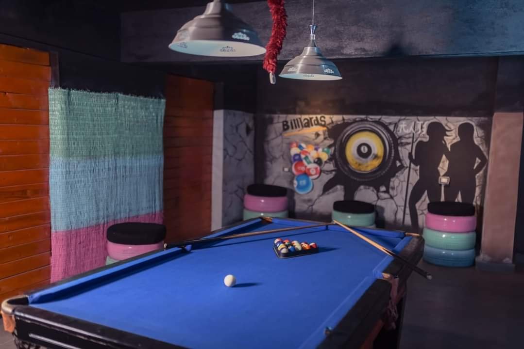 EL EMBRATOR Billiard
